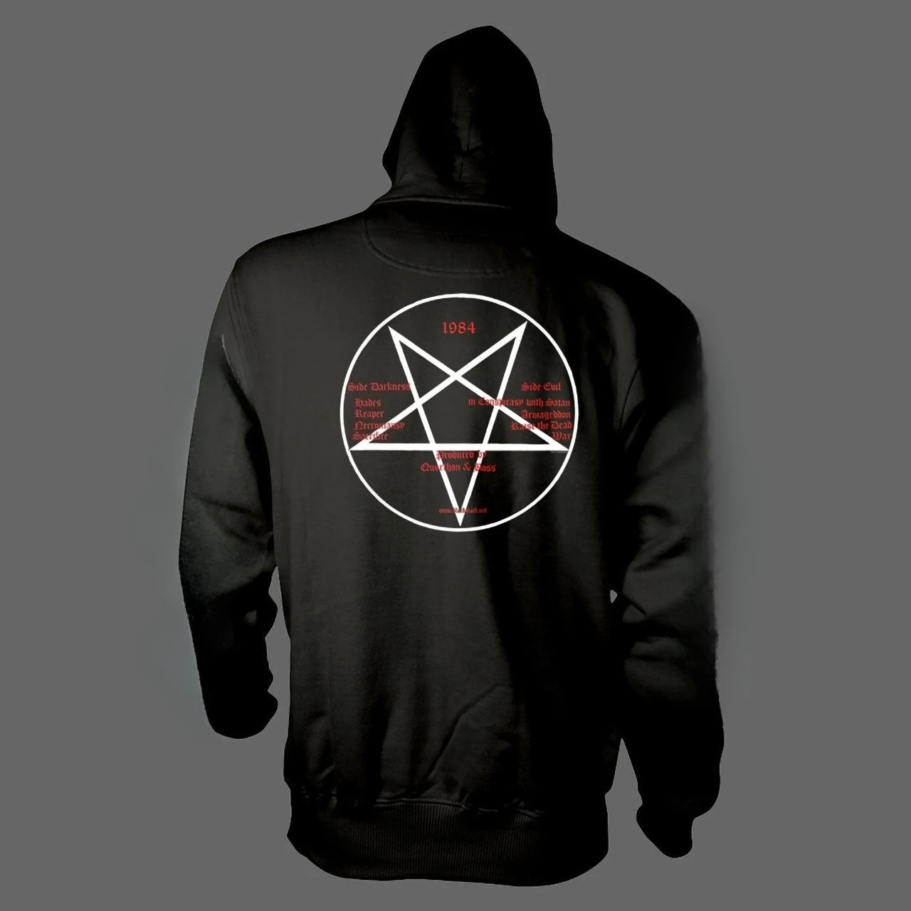 سترة رياضية بغطاء للرأس بأكمام قصيرة على الموضة لشتاء 2026 مع تصميم مطبوع معدني ثقيل، عصرية ومسامية ومناسبة للارتداء اليومي #2