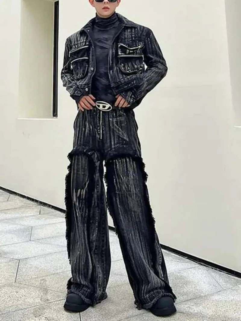 

Dyed Hand Painted Denim Two Pieces Set Trend Men Fashion Big Pockets Short Jacket Straight Wide Leg Jeans Autumn New 9C569O