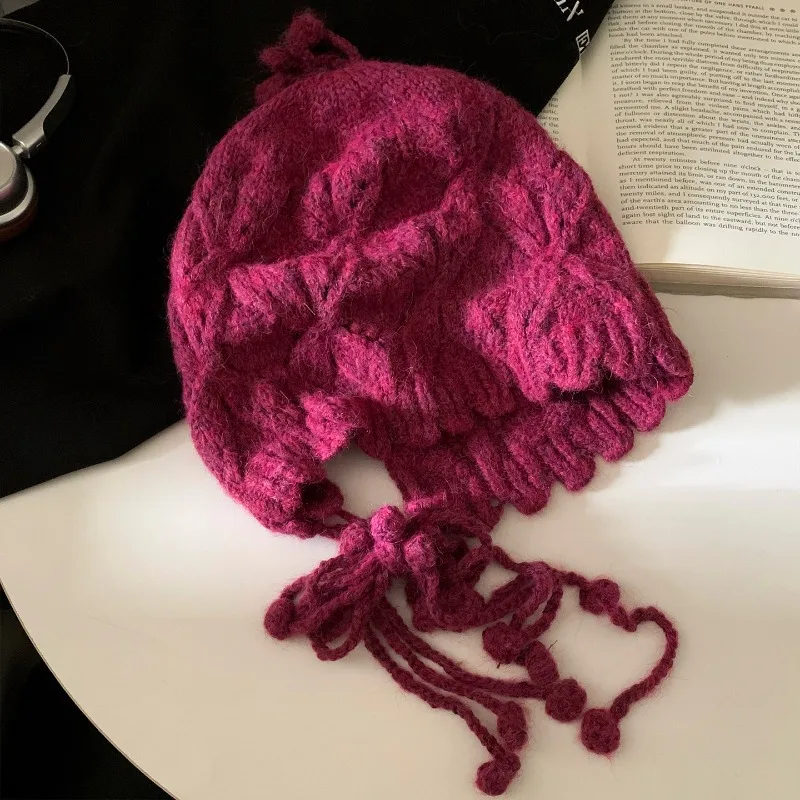 Koreanische handgefertigte gehäkelte Strickmütze mit Diamantgitter-Quasten für Damen, Winterwärme und Ohrenschutz, Bombermütze – Detail 3