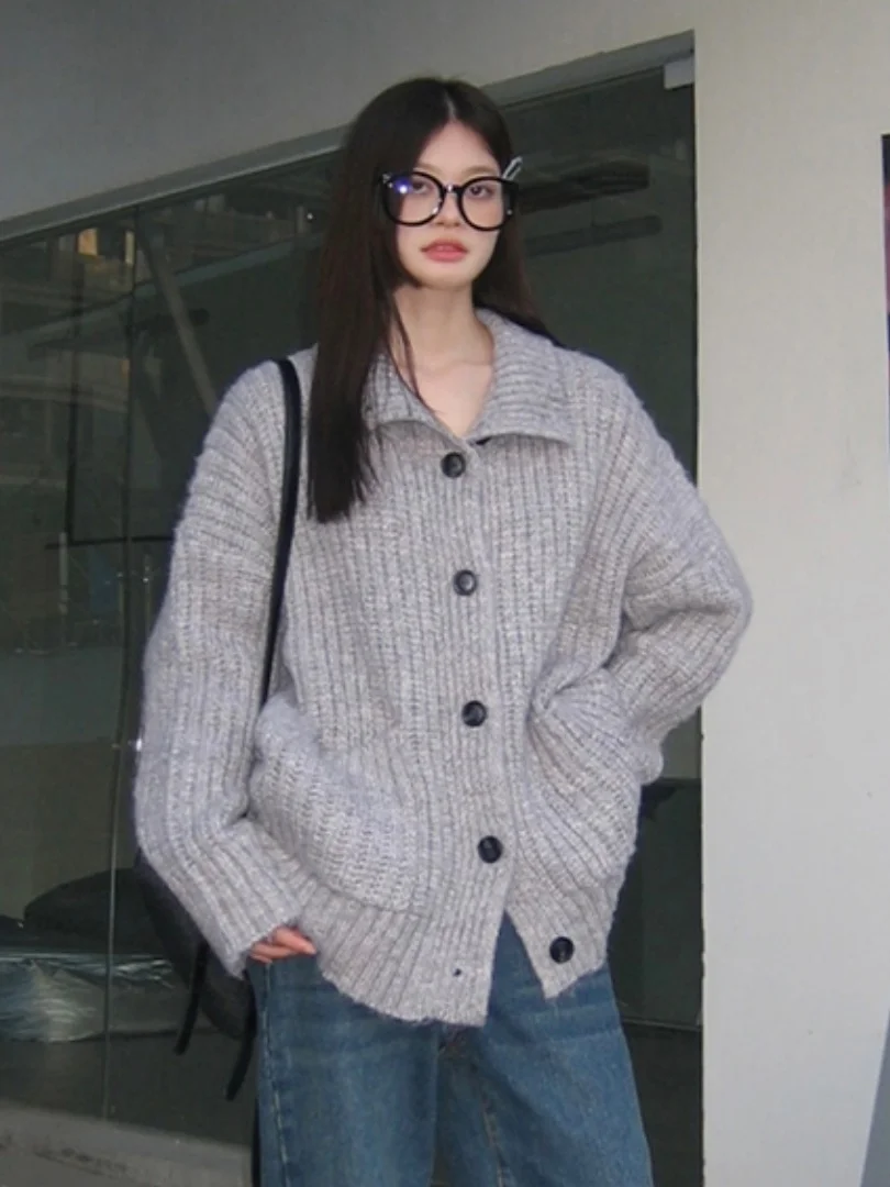 Koreański sweter rozpinany z wysokim kołnierzem, damski, jesienno-zimowy, luźny, swobodny, elegancki, średniej długości, dzianinowy.