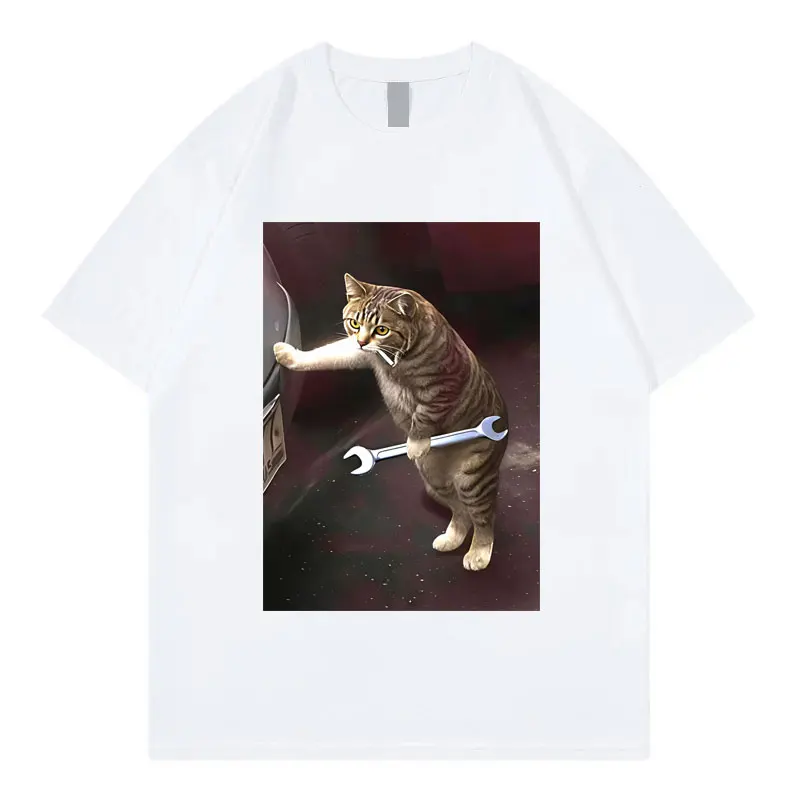 Mechanic Cat Meme Funny Smoking Feline Graphic T Shirts Fashion Vintage Short Sleeve T-shirts Unisex Casual Loose Cotton T-shirt