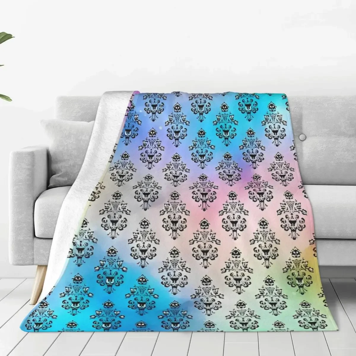 

Haunted Mansion Plaid Blanket Flannel Winter Halloween Multi-function Thin Throw Blanket for Bedding Travel Bedding Throws