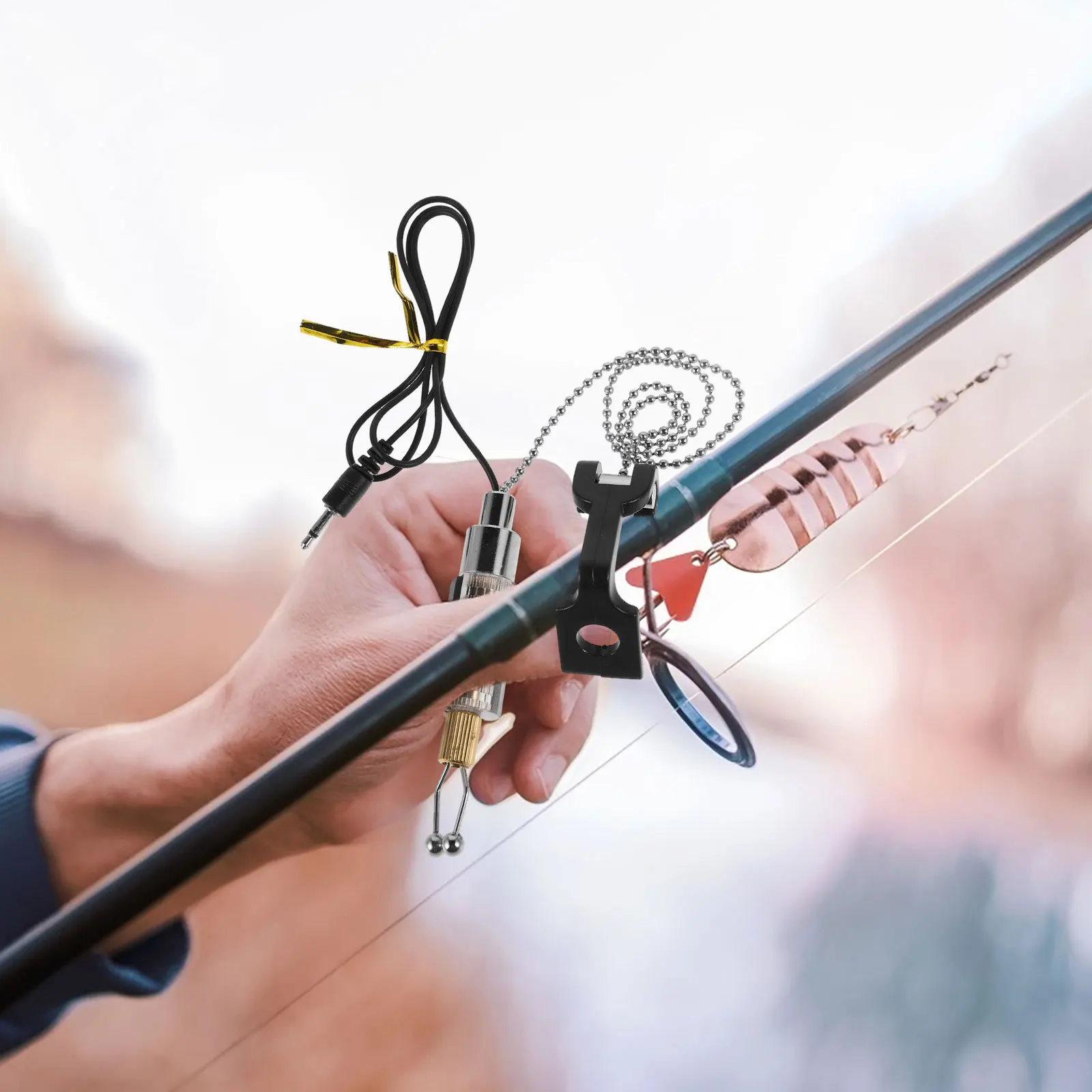 جرس إنذار لقضيب الصيد، تنبيه عالي الصوت، إشارات الصوت والضوء، معدات الصيد الليلية، مؤشر لدغة الأداء المستقر