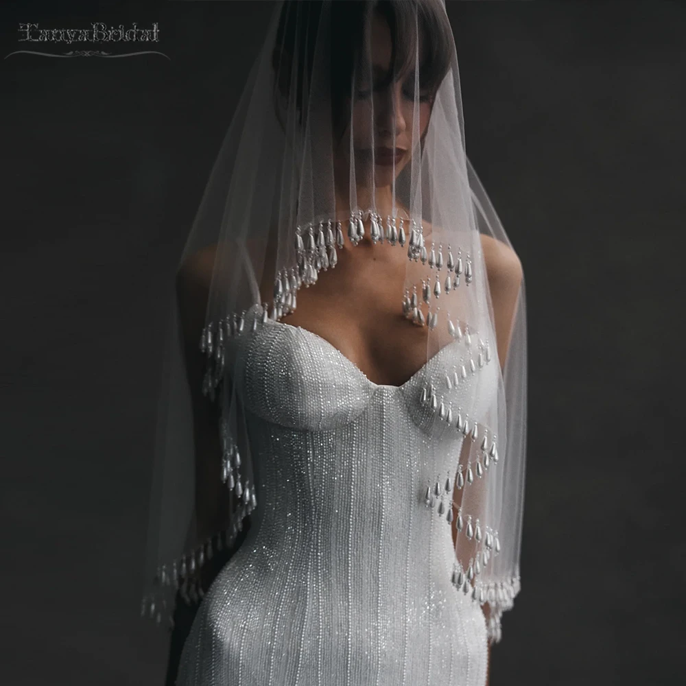 رائع حجاب الزفاف تول مع حافة شرابة اللؤلؤ ، أزياء الزفاف الجديدة أغطية الرأس الحجاب دون مشط DV069