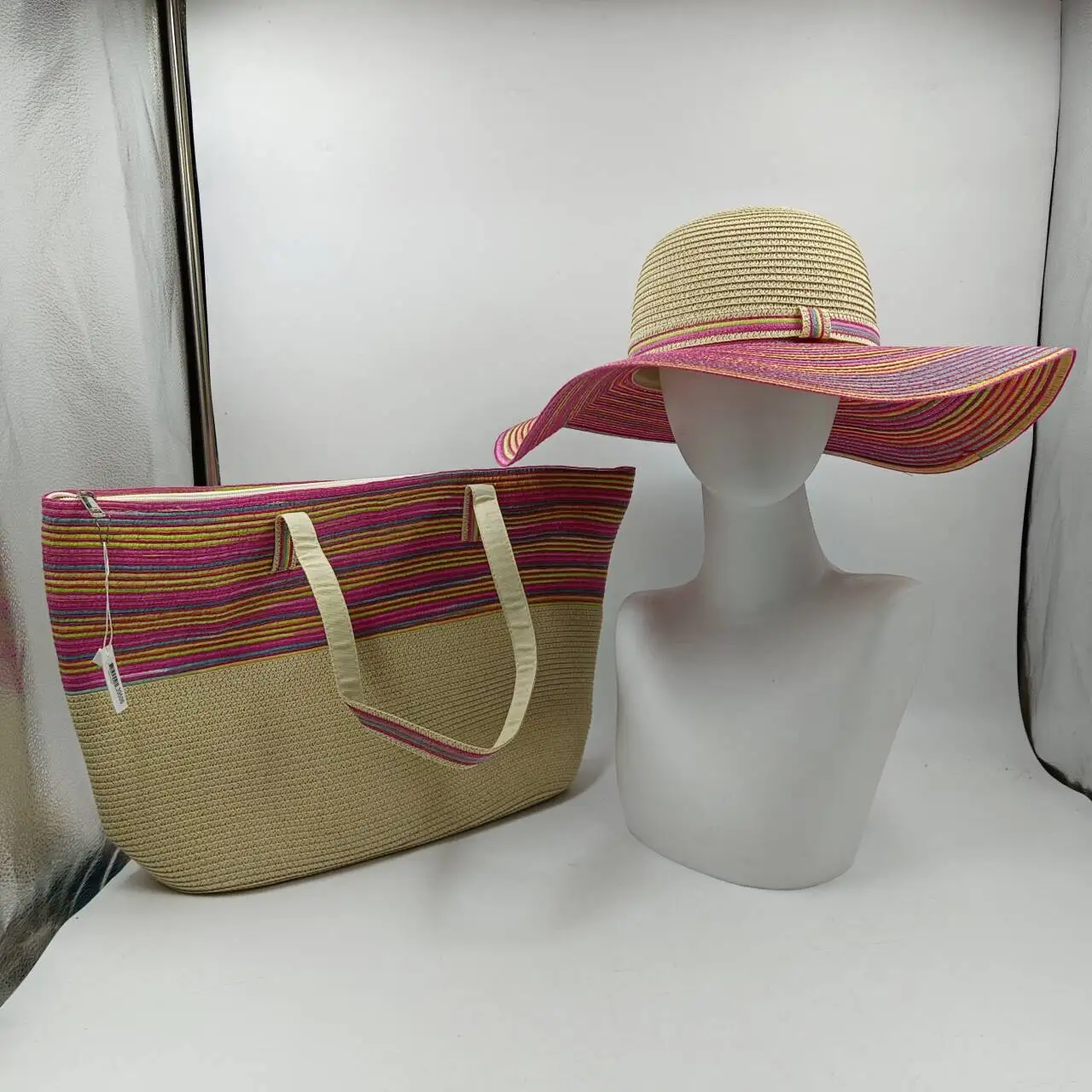 Set Straw Hat and Bag for woman Pure hand woven Retro elegant and gorgeous Designer Vacation Beach 2022 New Straw Hat and Bag