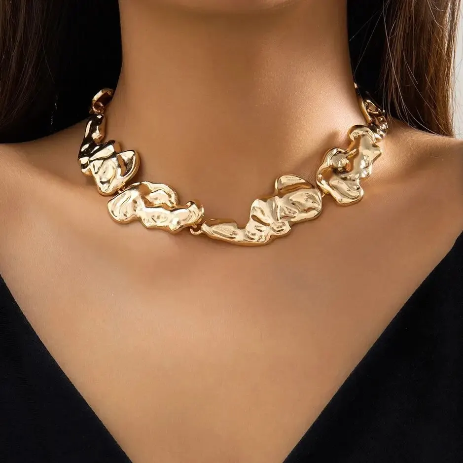 Przesadny złoty kolor ciężki metal krótkie Chokers naszyjniki dla kobiet elegancki luksusowy nieregularny łańcuszek na szyję śr biżuteria akcesoria