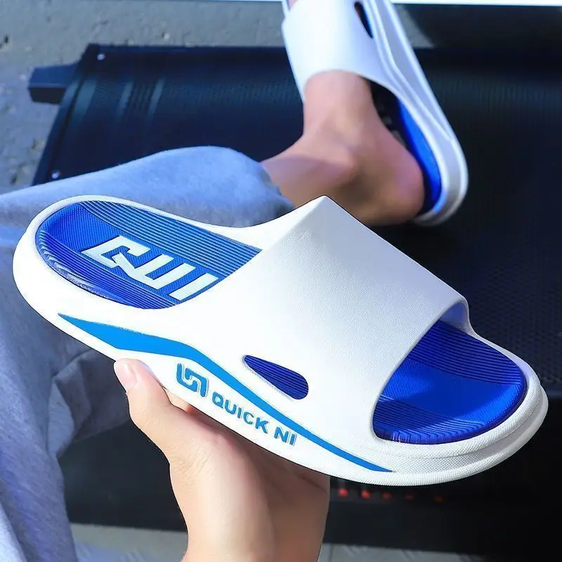 Fashion Men Slippers PVC Soft Sole Non-slip Men Flip Flops Outdoor Thick Bottom Beach Sandals Home Bathroom Couples Slippers New