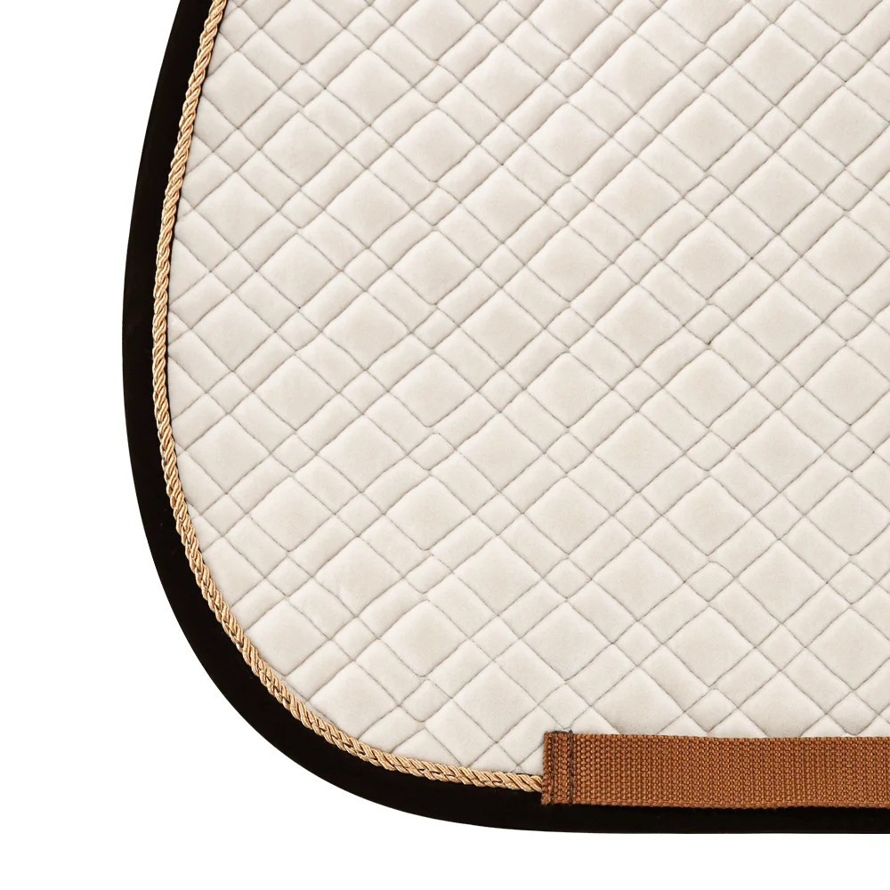 Equestrian saddle pad softness and comfort saddle pad horse