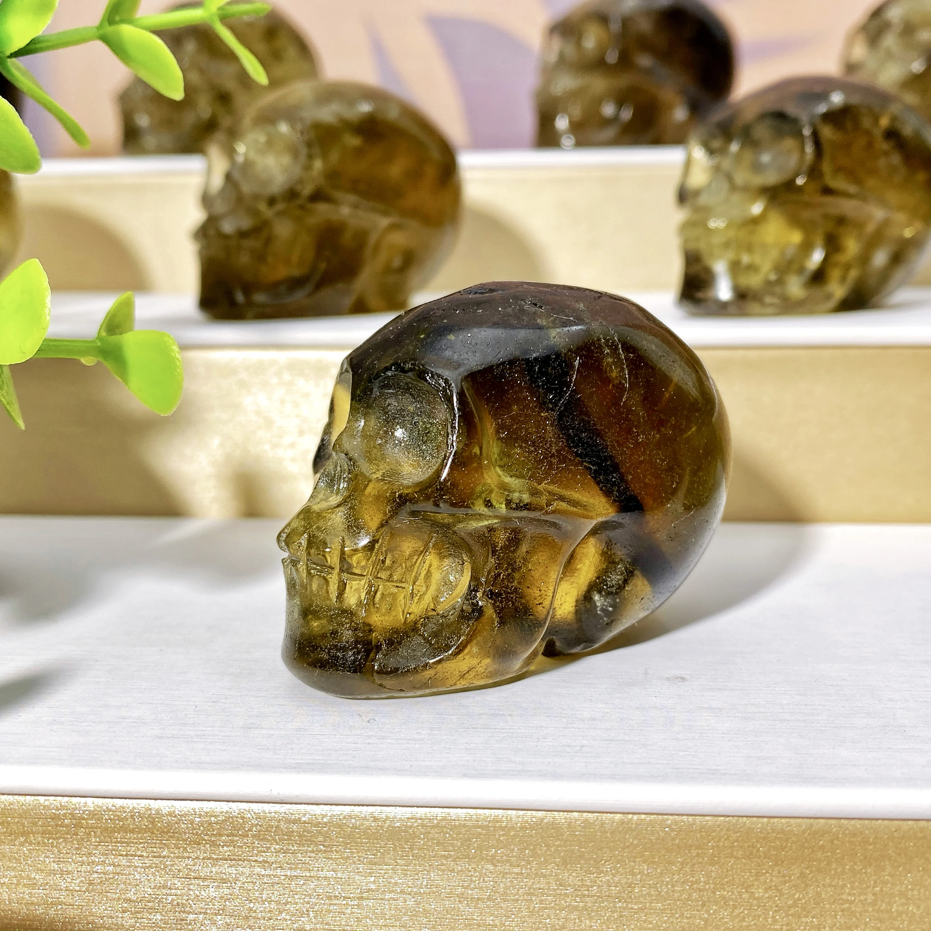 Crâne en cristal naturel carapté pour femme, cadeau d'anniversaire, cadeau d'Halloween, haute qualité, 1 pièce
