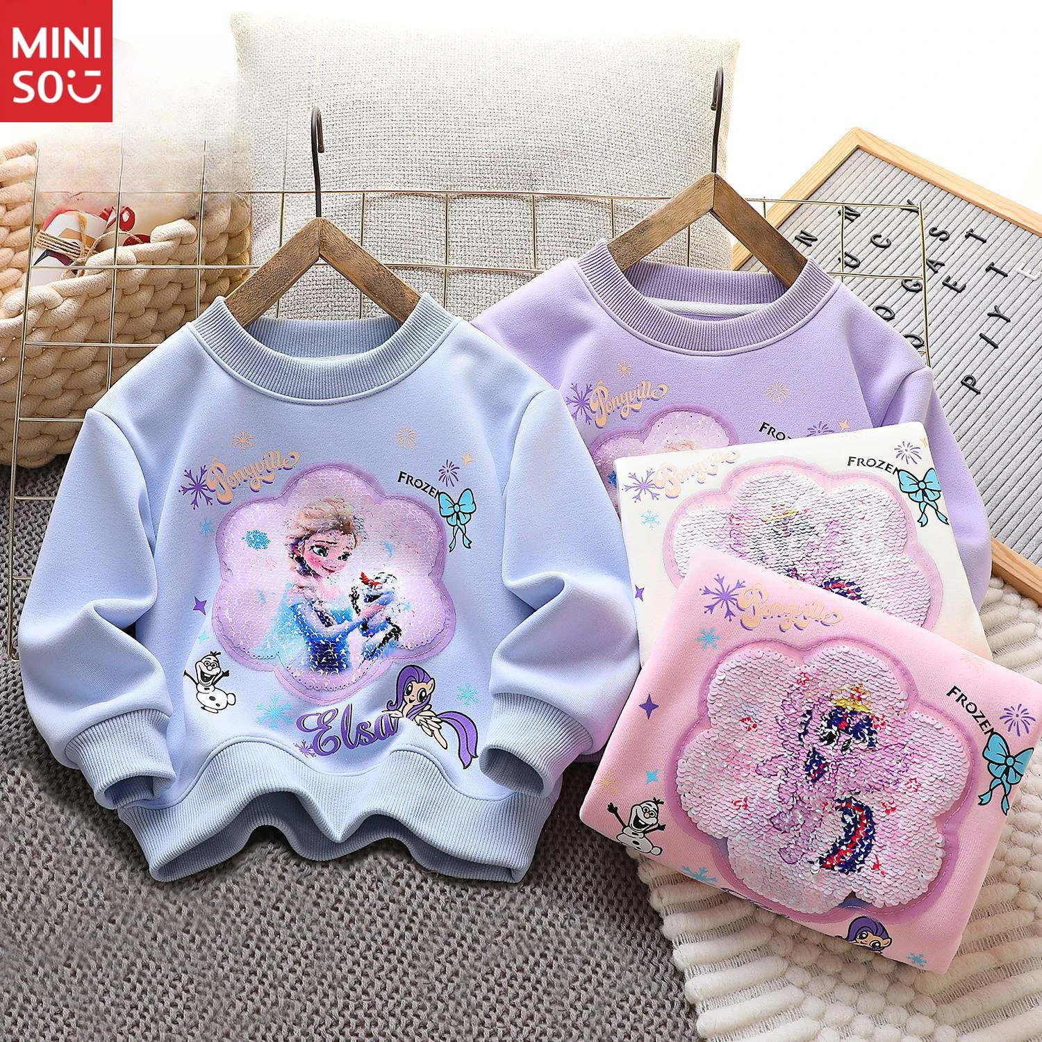 

Miniso 2025 Winter Kids Clothing Print Color Change Reversible Glitter Hoodie, Girls Big Children Round Neck Versatile Cute