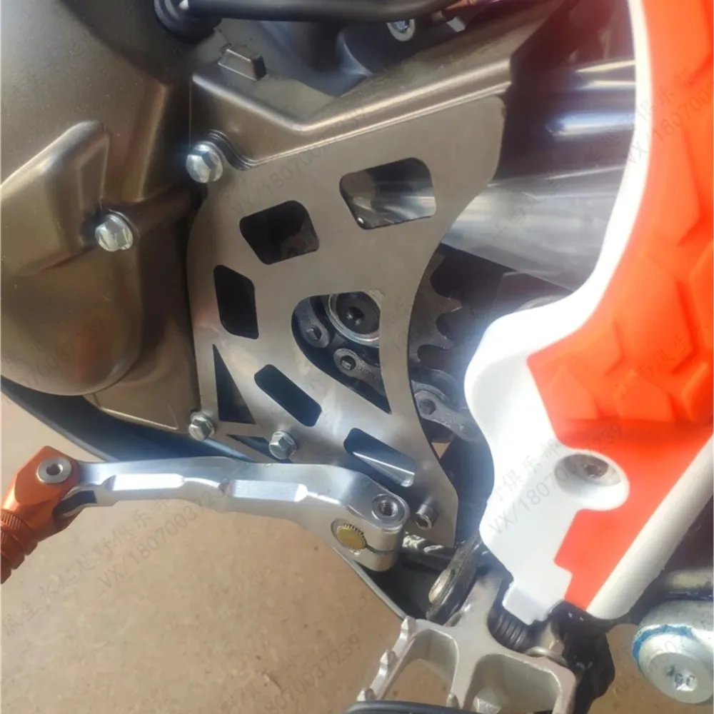 

Motorcycle Front Sprocket Cover Chain Guard Aluminum For Kayo KT250 Loncin MT250 Hengjian 2 Stroke DT230 Kayo KT 250 Accessories