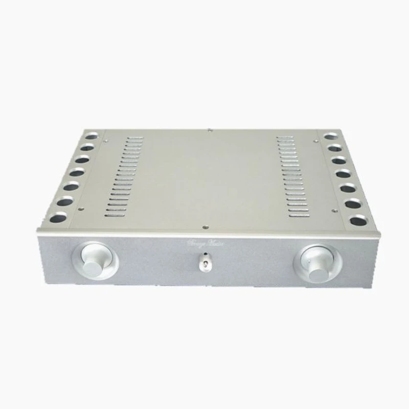 

All-aluminum amplifier chassis, front stage