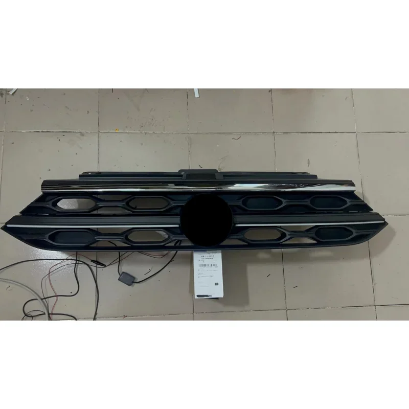 Front Bumper Grill With Light For Volkswagen Vw T-ROC 23-25 Modified White Light Grille Net Radiator Car Accessories