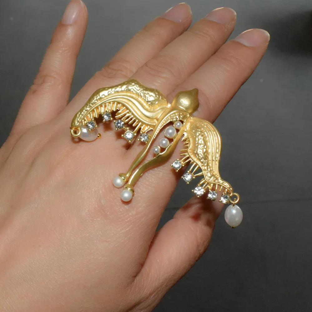 Fashion Women Metal Gold-plated Dove Birds Dangle Earrings Jewelry Neo Gothic Statement  Accessories