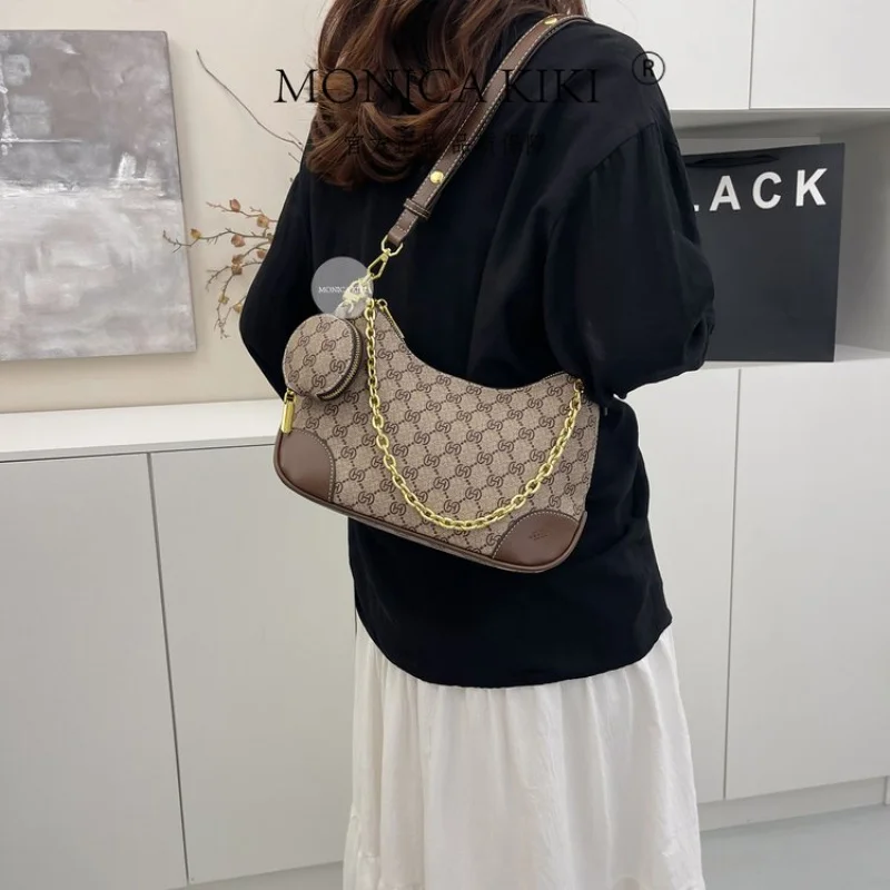 

Women's Messenger Bag Premium Leather Crossbody Style By Luxury Brand Elegant Classic Design For Fashion Ladies