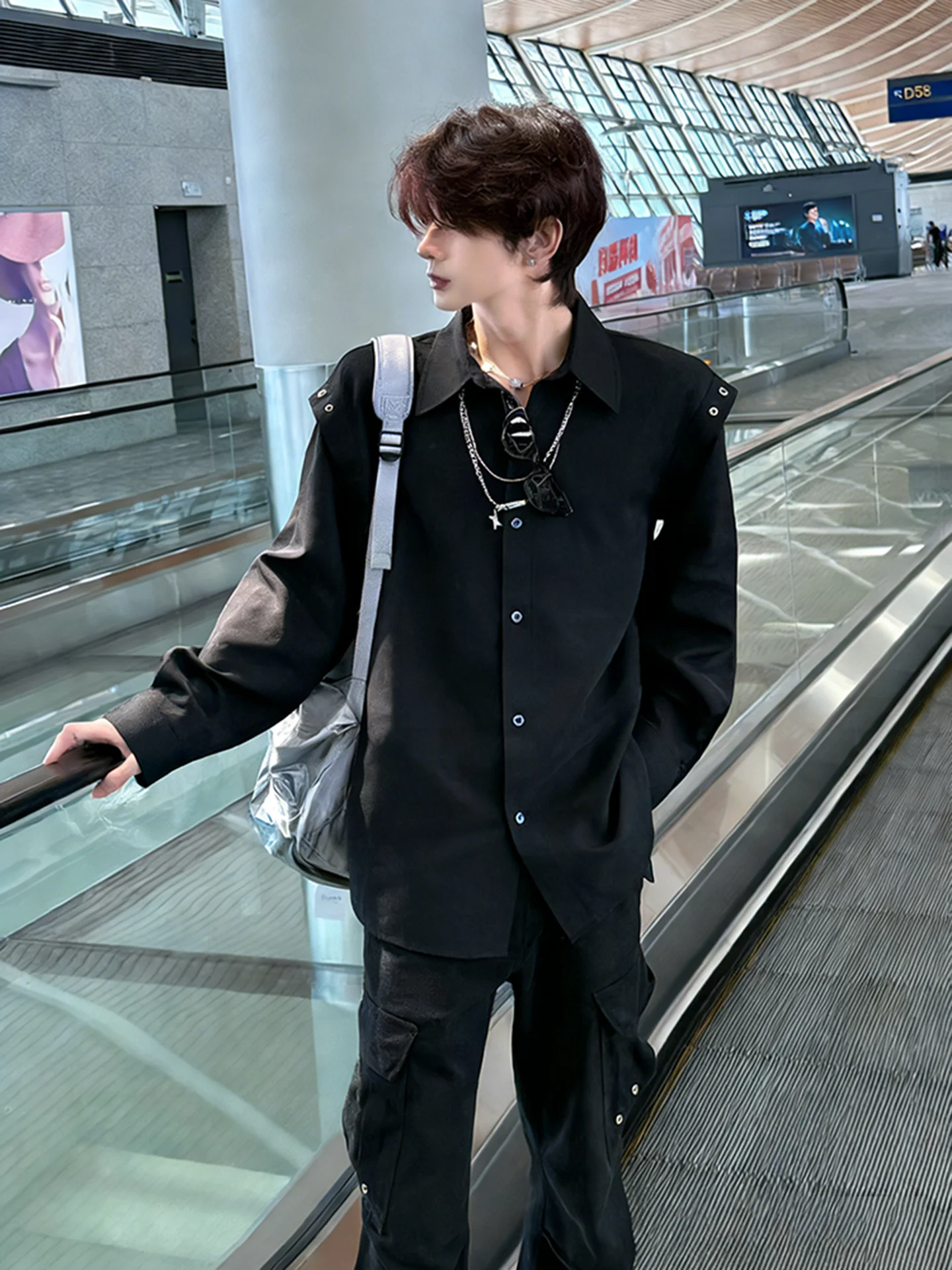 Black Long Sleeve Men's Shirt Stylish Handsome Spring 2026 New Arrival Casual Loose Fit Button up Breathable Polyester Blend