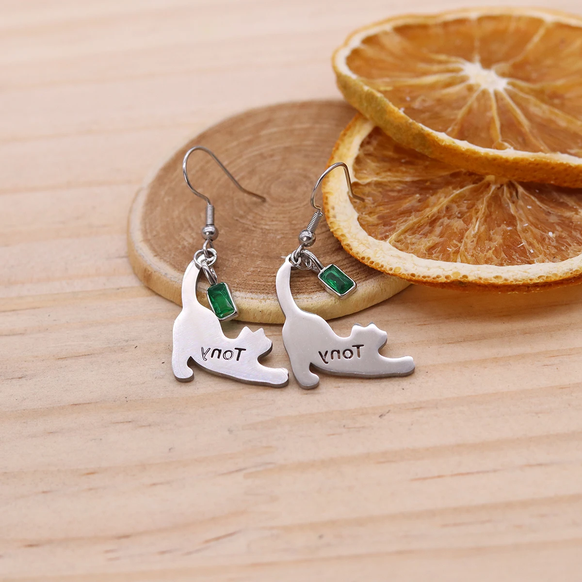 แชนด์เลอร์ วินเทจ ต่างหูรูปแมว - Vintage Fashion Names บทวิจารณ์และราคา
