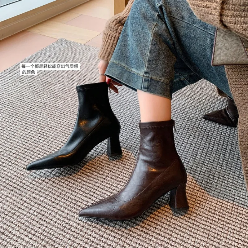 Elegant Pointed Toe Short Boots Women's Chunky Heel British Style Genuine Leather Slim High Heel 2026 New Soft Leather