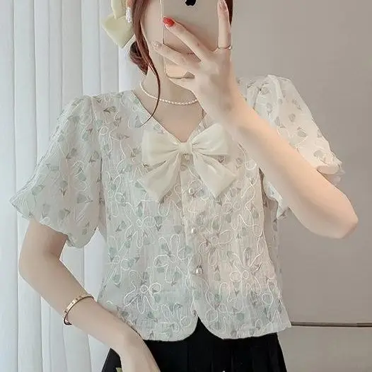 

Summer New Arrival V-Neck Embroidered Chiffon Bubble Sleeve Short Women's Top
