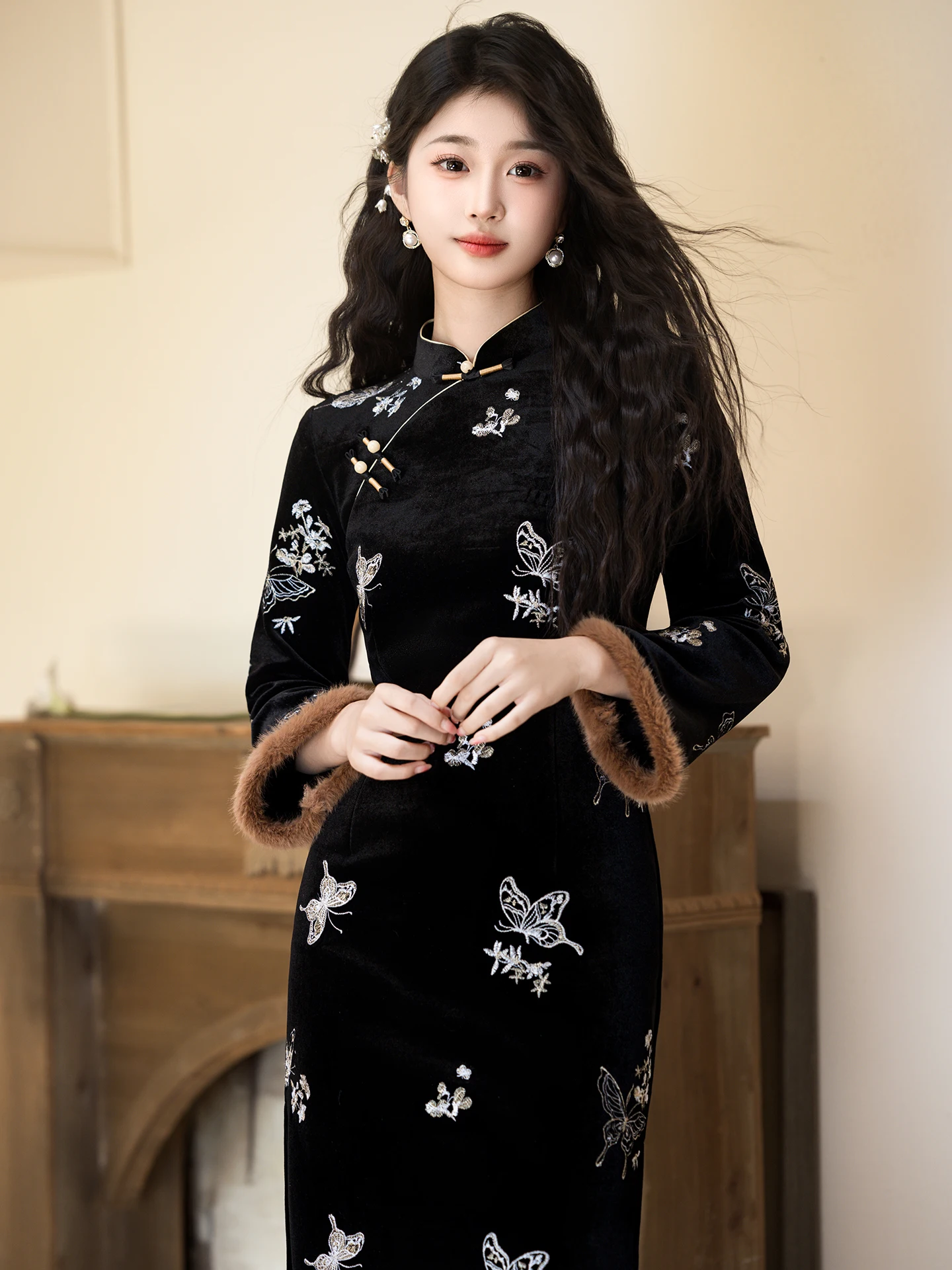 cappotto-in-velluto-ricamato-per-giovani-sle-da-donna-nuova-versione-cinese-2025-di-fascia-alta-di-lusso-di-media-lunghezza-lungo-sve-colore-puro