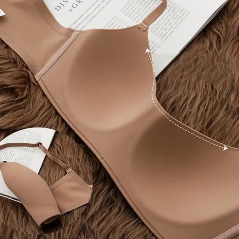 One-piece Seamless Bra Sexy Bras for Women Underwear Thin Cups Gathered Together Prevent Sagging No Steel Rings Tops Push Up Bra