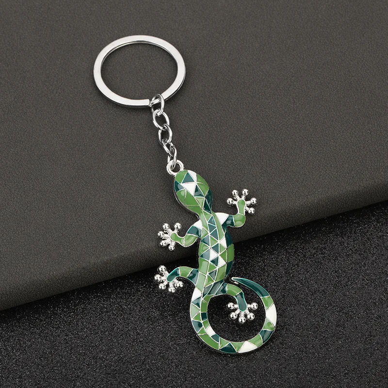 New simulation gecko car keychain animal personality backpack pendant cute keychain small gift