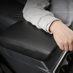 Car Accessories for Mitsubishi Outlander 2022 2023 2024 2025 Central Armrest Box Console Cover Leather Armrest Box Pad 1pcs