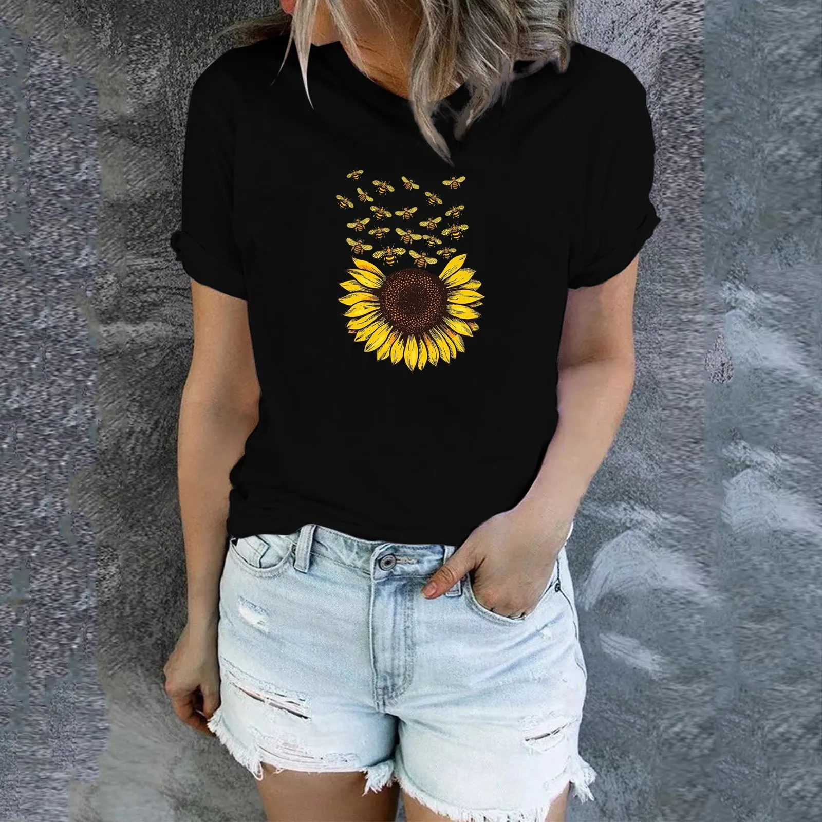 Chrysanthemum Printing O-Neck Female T-Shirt Lady Flower Print Short Sleeve Tee Tops Women Slight Strech Loose Fit Tops Blouse