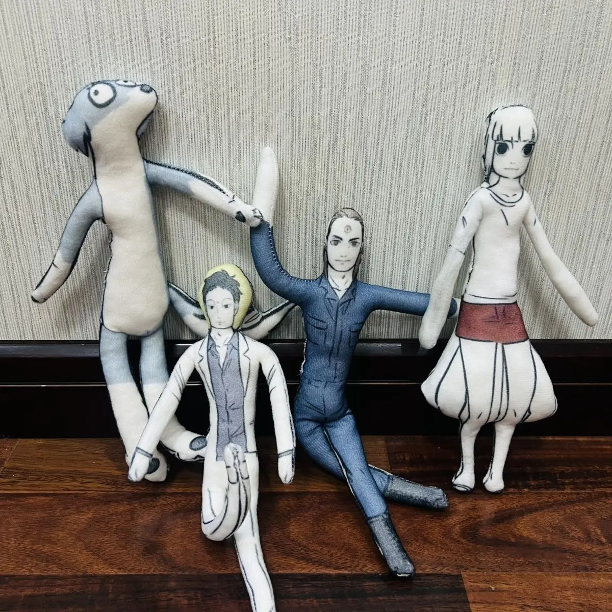 非人間エルラン・シェン大師アニメコスプレぬいぐるみ可動式抽象ボディワイヤースケルトンハロウィン小道具