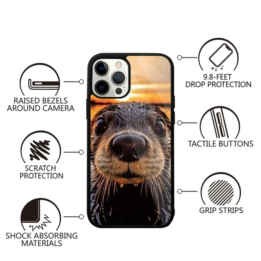 Cuteotter Lutra lutra  Phone Case Strong Magnetic For IPhone 16,15,14,13,Pro,Max,Plus,11,12,Mini For Magsafe Wireless Charging