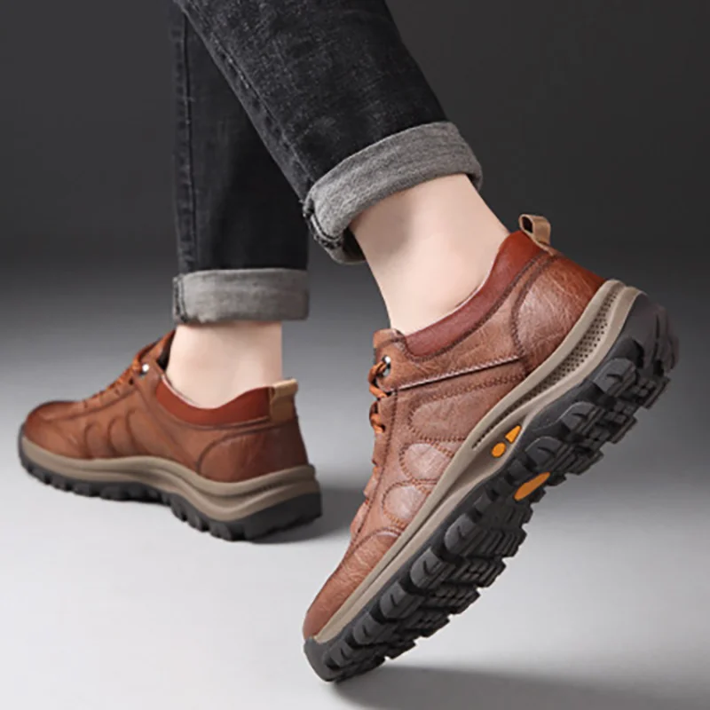 Men Leather Casual Shoes Retro Comfortable Sneakers New Outdoor Waterproof Hiking Shoes Fashion Flats Mens Vulcanize Shoes