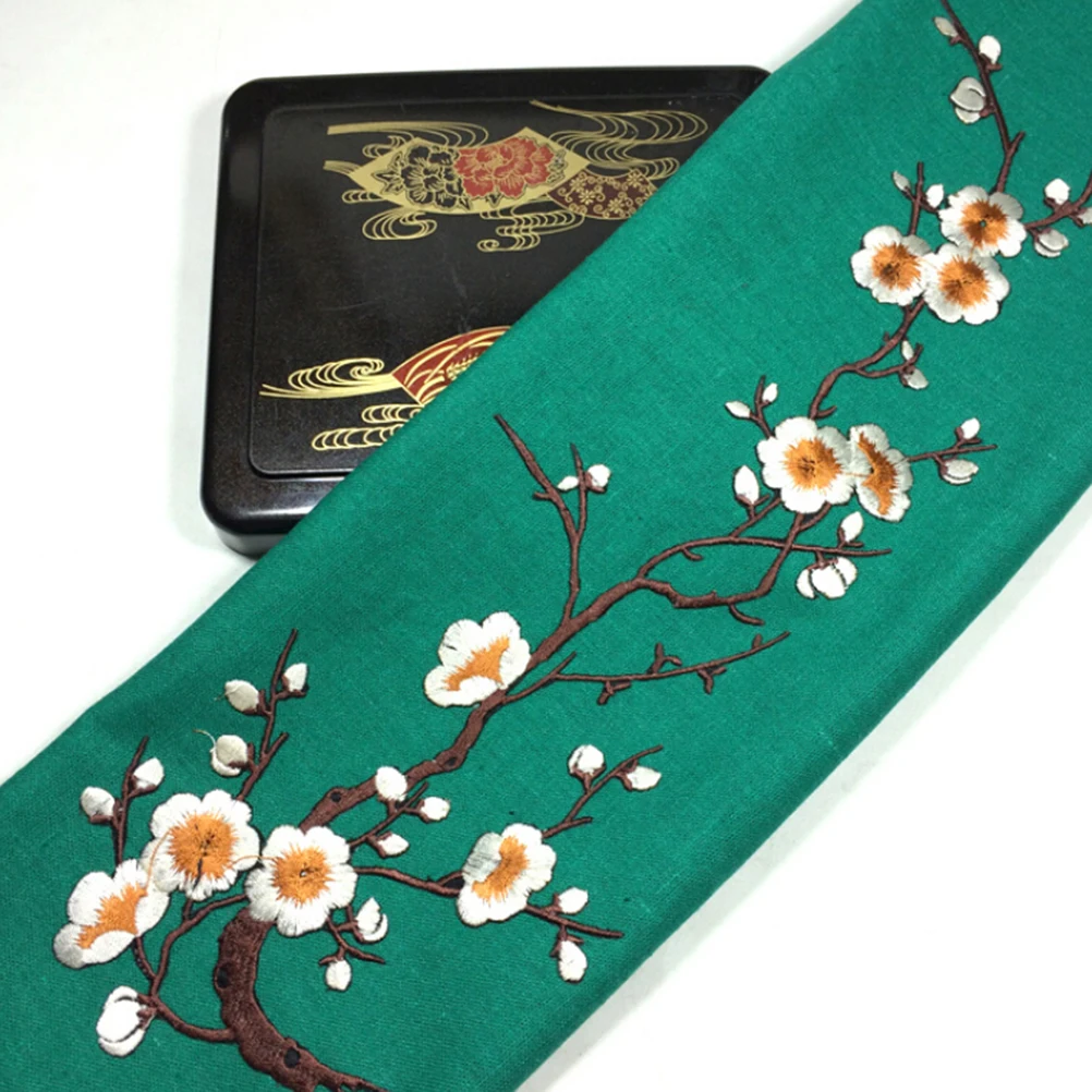 1pc Plum Blossom Flower Applique Clothing Embroidery Patch Fabric Sticker Iron On Craft Sewing Repair Embroidered