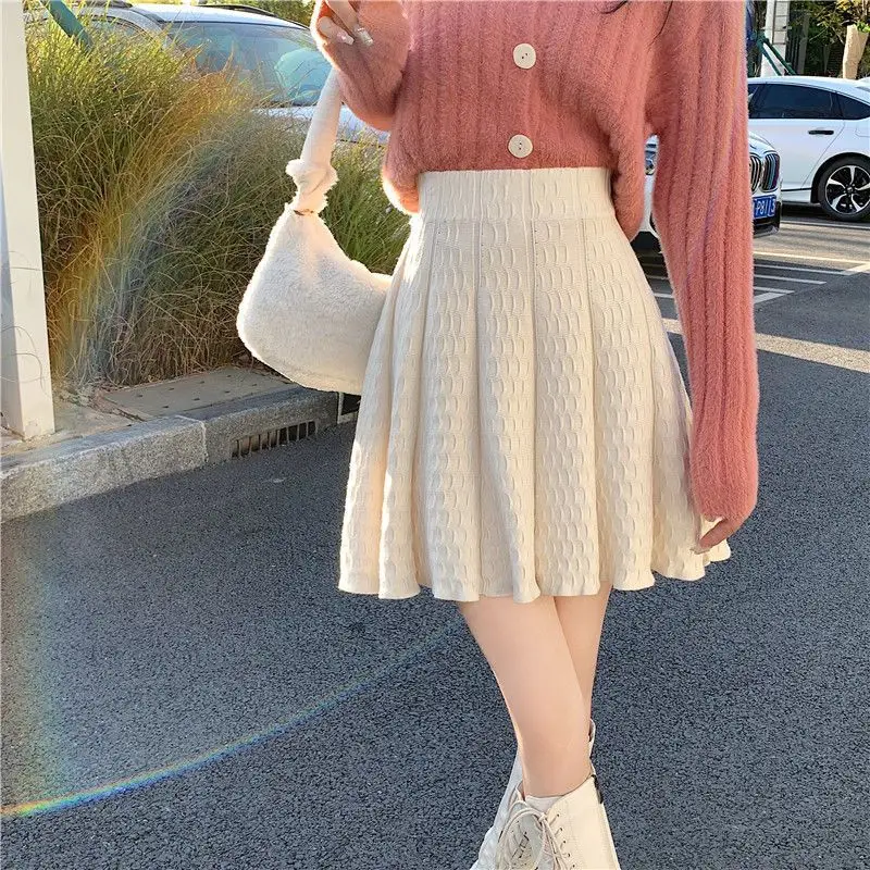 

Pleated skirt female Autumn and winter A-line knitted skirt Women 2023 solid casual small tall waist pear shaped short skirt