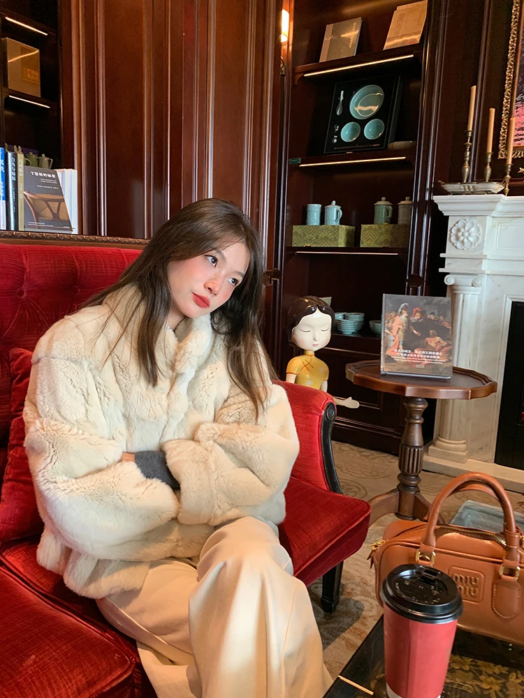 

Warm Mink Rabbit Fur Coat Women's Miniature 2025 New Design Sensation Outerwear Beige Color Commute Style Short Sleeve Long