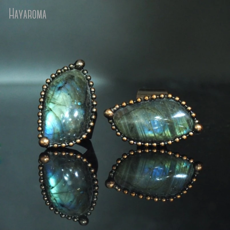 10Pcs Wholesale  Antique Bronze Color Tin Gray Moonstone Labradorite Vintage Style Handmade Soldered Free Form Ring RM43724