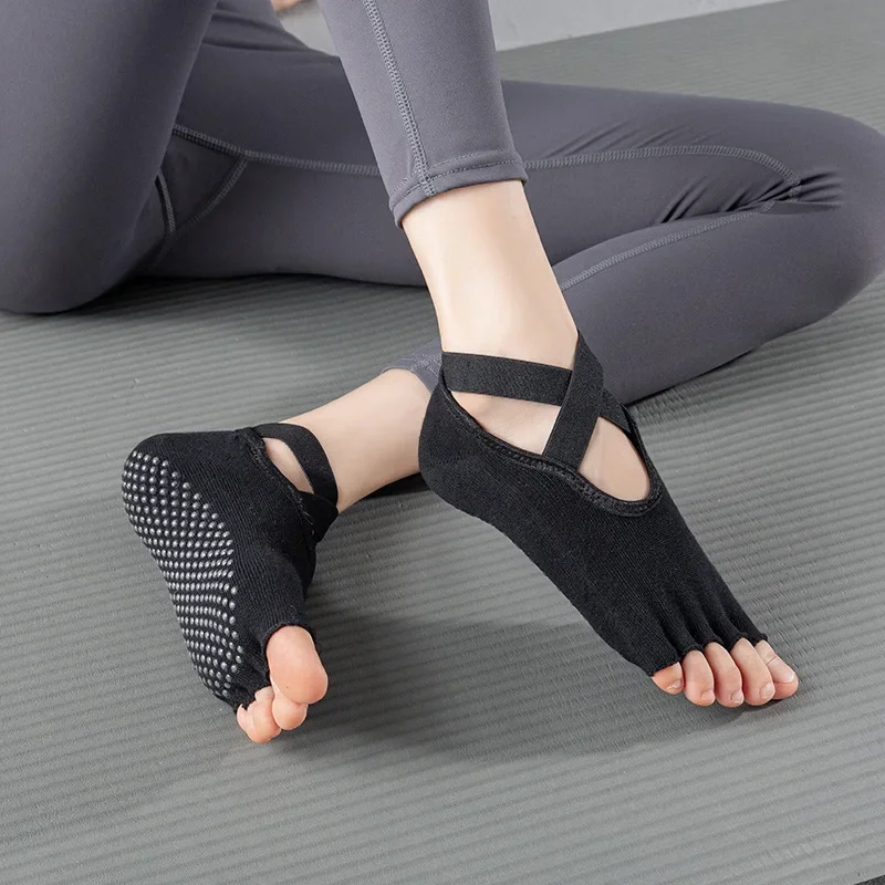 

Five Toes Yoga Socks Toeless Silicone Anti-slip Ballet Pilates Socks Cotton Backless Breathable Bandage Gym Dance Sports Socks