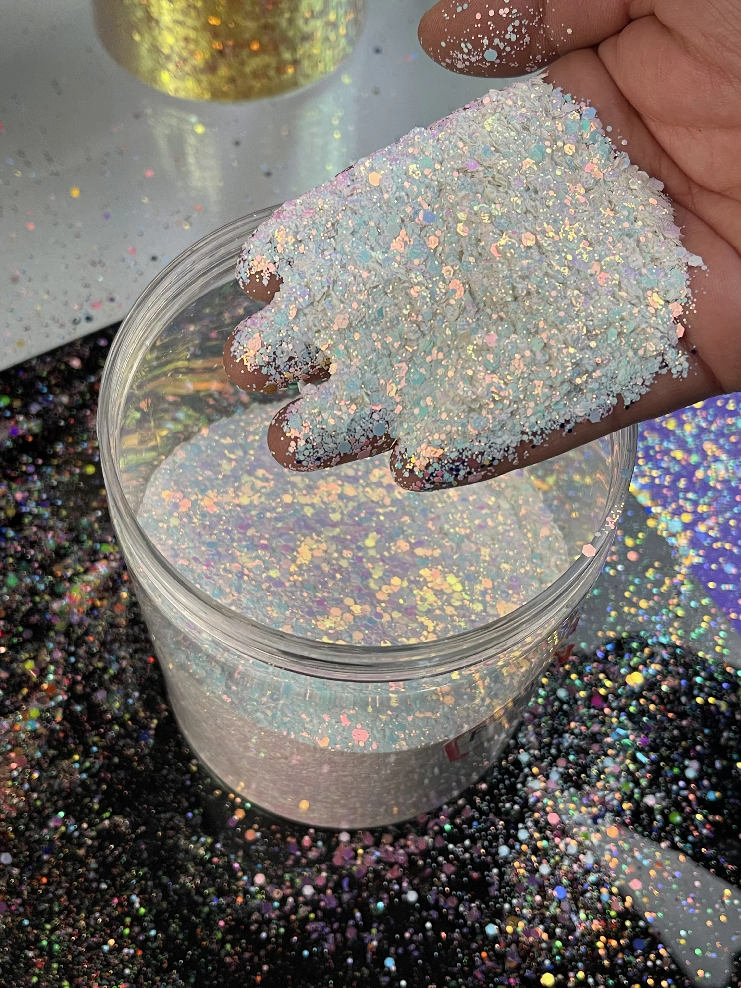 50g Holographic Chameleon Nail Glitter Mixed Hexagon Sequins Make up Flakes Rainbow Pigment Chunky Irediscent Glitter Decoration