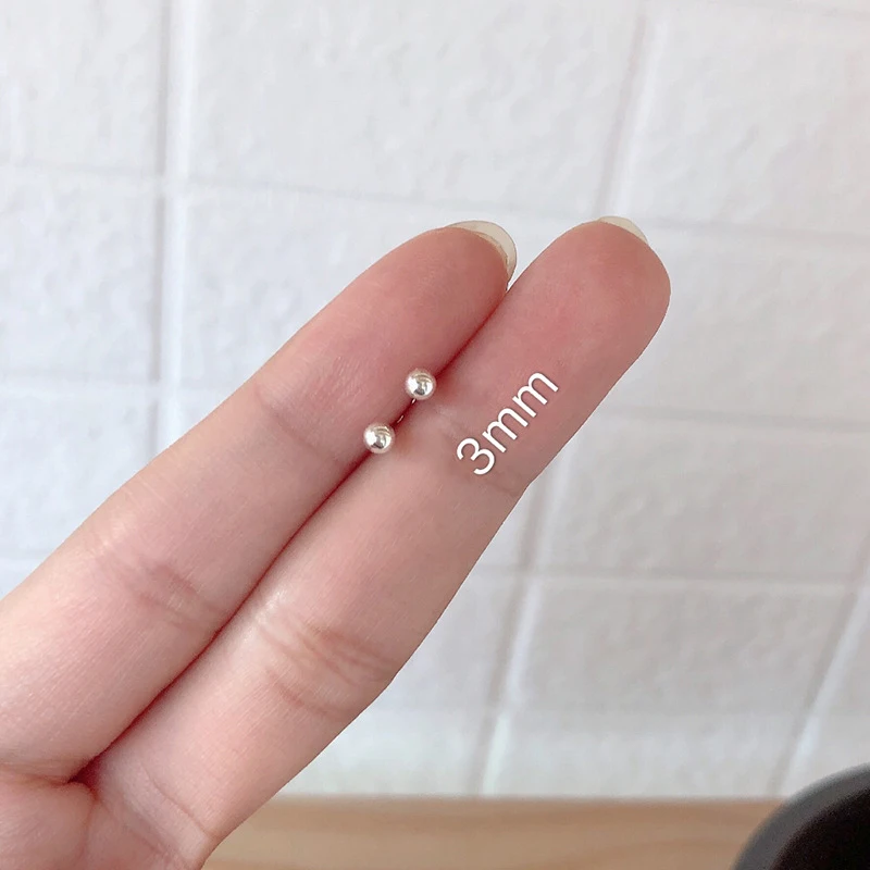 シルバーメッキの幾何学的な形のイヤリング,女性用の光沢のあるシルバーカラーのイヤリング
