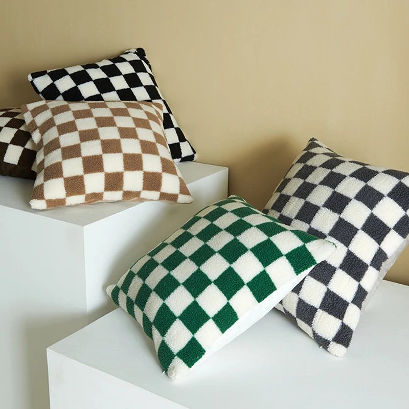 

Chequer Plush Throw Pillowcase Retro Plaid Cushion Cover for Living Room Sofa Couch Home Decor