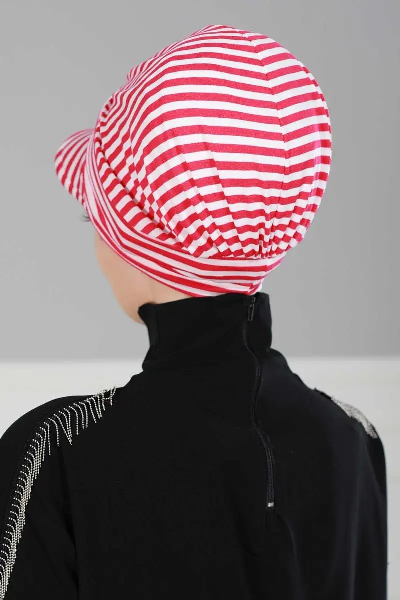 Combed striped Bone fuchsia striped cap