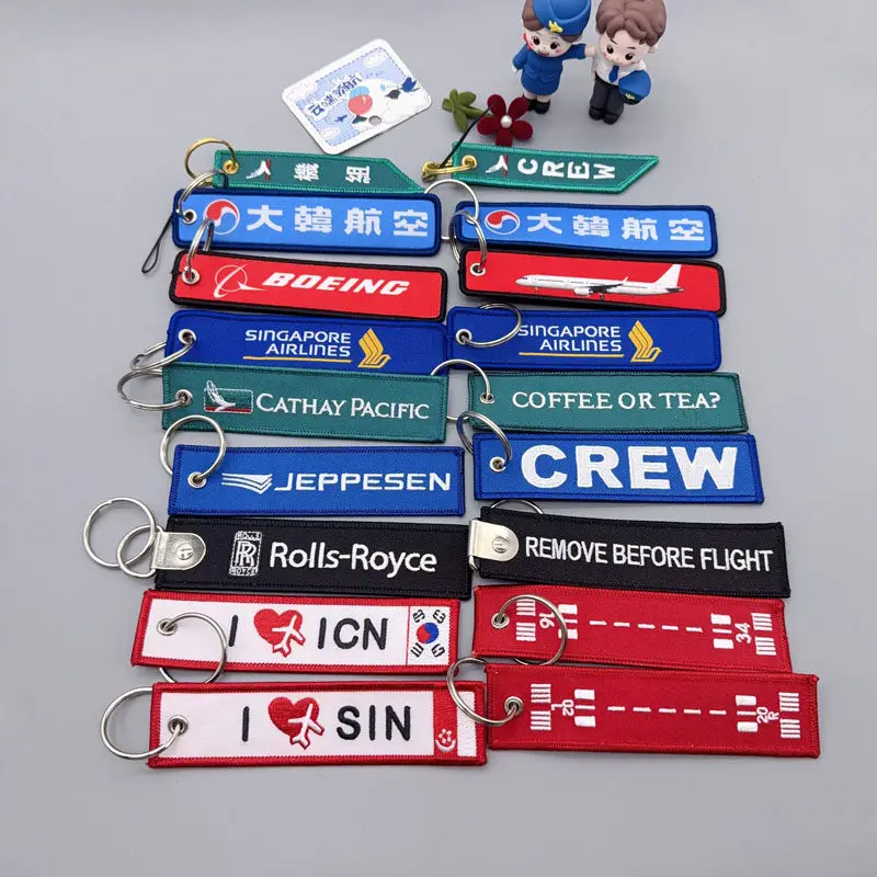

Singapore Airlines Embroidery Keychain Hong Kong Cathay Pacific Aircraft Engine Pendant Aviation Seat Belt Buckle