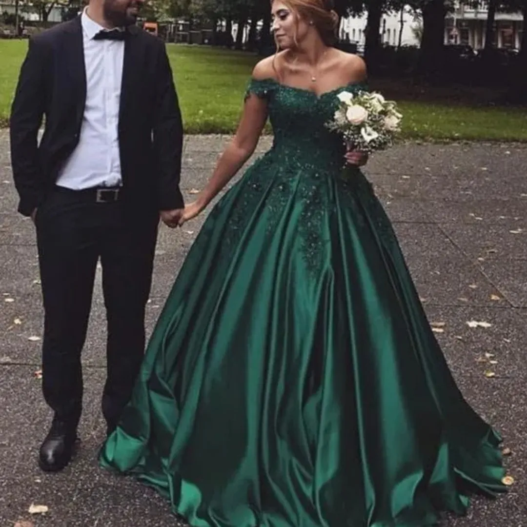 Off the Shoulder Dark Green Ball Gown Colorful Wedding Dresses Lace Satin Dubai Arabic Colored Bridal Gowns Custom فساتين سهرة