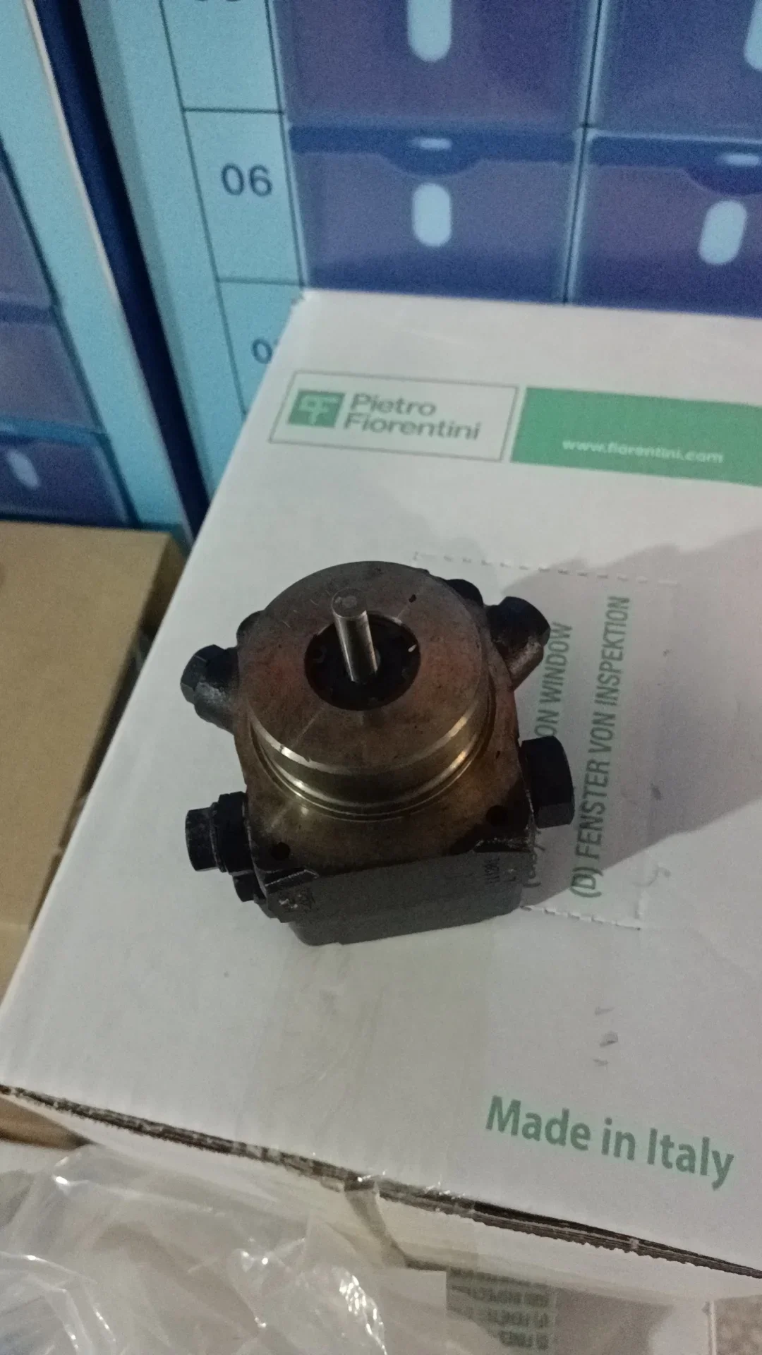 在庫あり SUNTEC AN77A7255 オイルポンプ。フランス製純正品。バーナー交換部品、アクセサリー