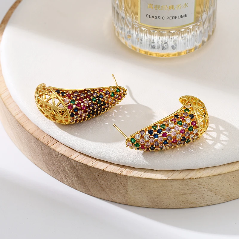 

Sunnice New Arrival Vintage Copper Earrings 18K Gold Plated Zircon Animated Pendant HollowDesign Fashion Quality Jewelry