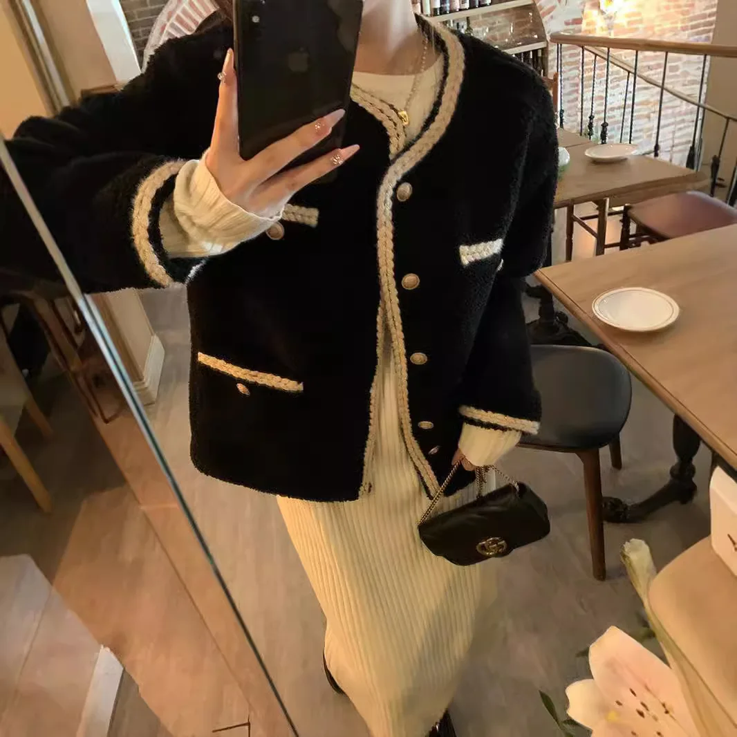 

Шерсть ягненка, женская зеленая женщина, плюшевый силуэт, гламурный, молодежный, гибкий, съемный, двусторонний, с круглым вырезом, легкий вес