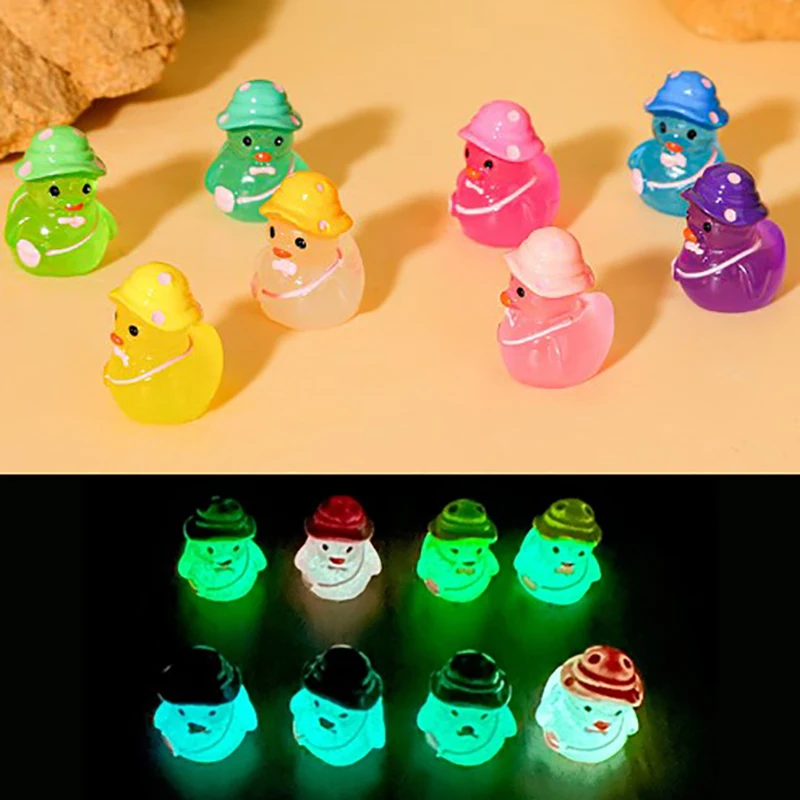 1PC Cute Animals Micro Landscape DIY Accessories Luminous Mini Backpack Duck With Big Hat Fluorescence Fairy Garden Decoration