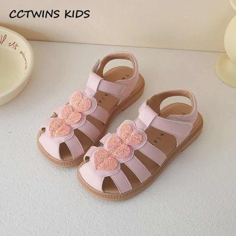 Girls Sandals 2023 Summer Kids Fashion Brand Dress Party Princess Shoes Toddler Beach Slides Outdoor Glitter Heart Soft Sole