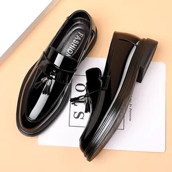 2026 New Men's Casual Business Leather Shoes Bright Black Wedding Banquet Dress Leather Shoes Large fashion Men's Shoes 38-48