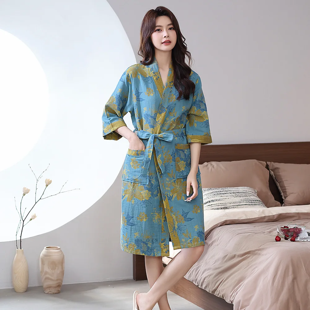Lily ode blue