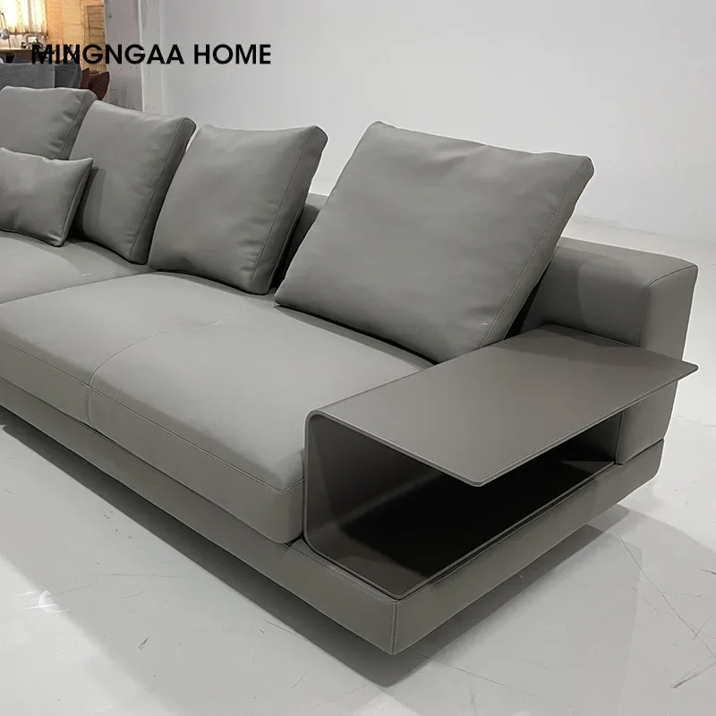 شقة مكتبية لغرفة المعيشة بسيطة وحديثة من الشمال لتخزين كلمة واحدة في الطابق الأول من جلد البقر بحجم شقة أريكة لثلاثة أشخاص